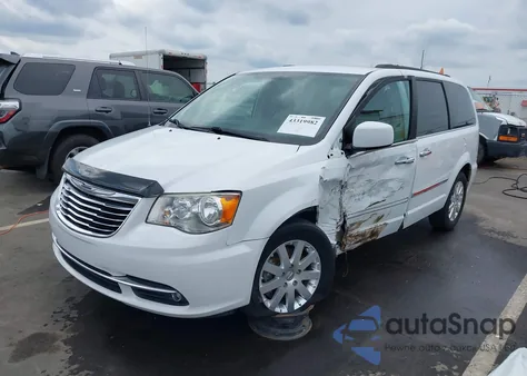2016 Chrysler Town & Country Touring z USA, uszkodzony, nr VIN 2C4RC1BGXGR222379